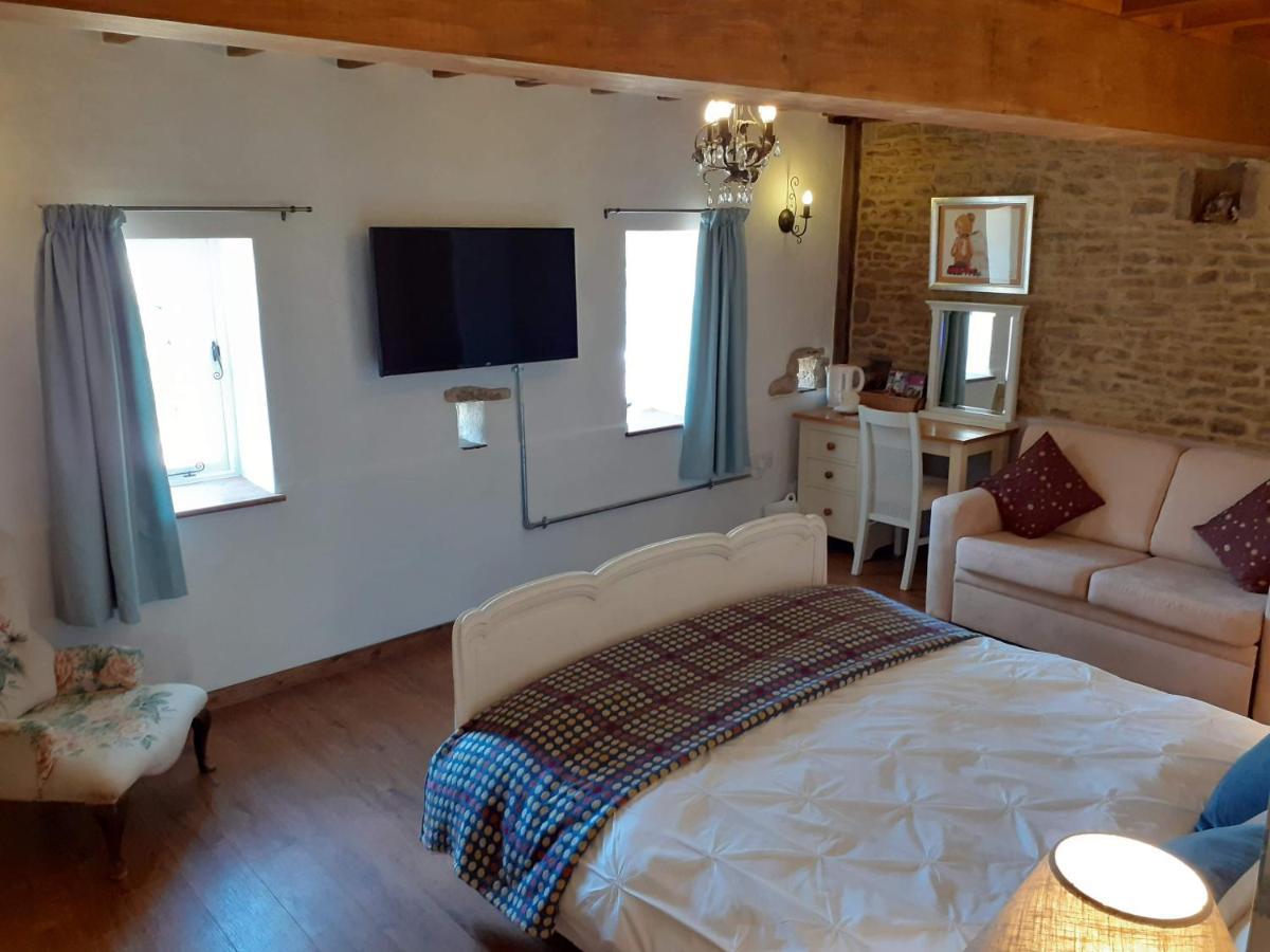 Ashton Keynes The Byre North End Farm B&B 외부 사진