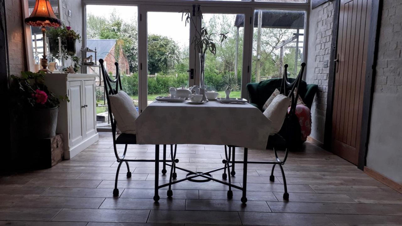 Ashton Keynes The Byre North End Farm B&B 외부 사진